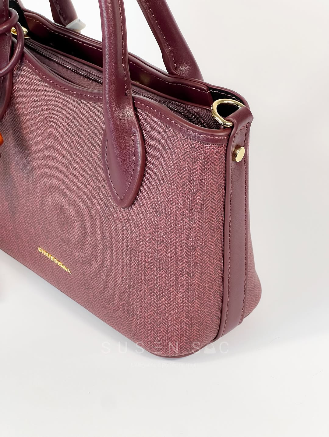 Sac à Main CHRISBELLA – Élégance Structurée & Détails Raffinés (Copie)