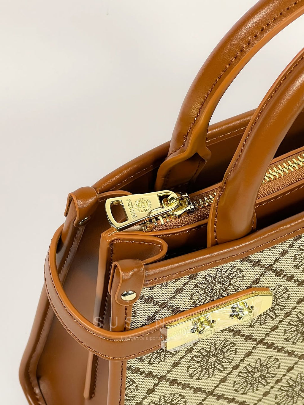 Sac à main Versse – Élégance Monogramme